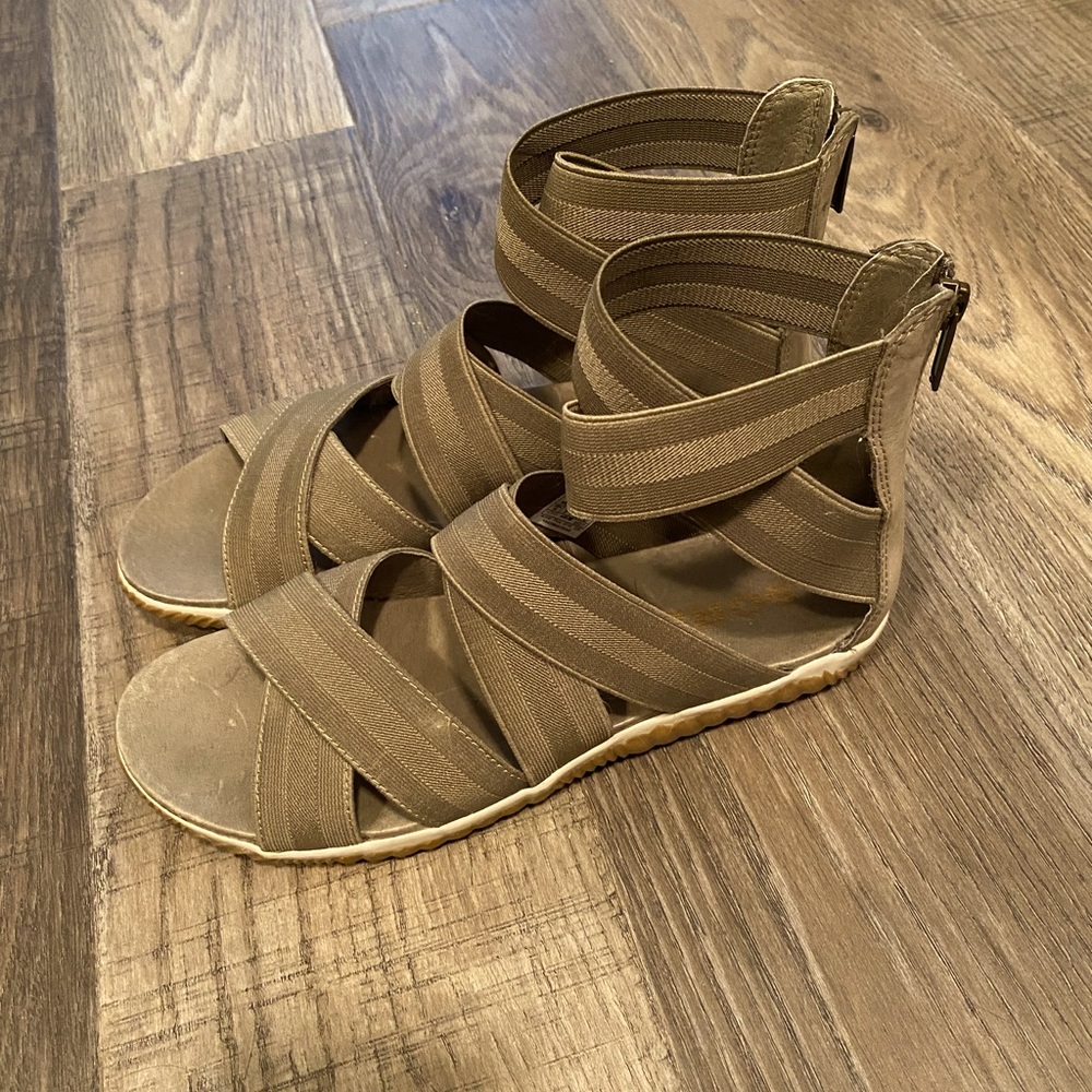 Sorel wrap sandals